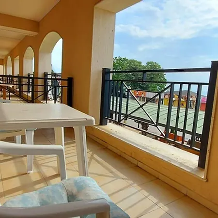 Golden Sands Beach Apartament Warna